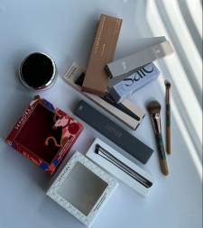 Color printing box for cosmetic product